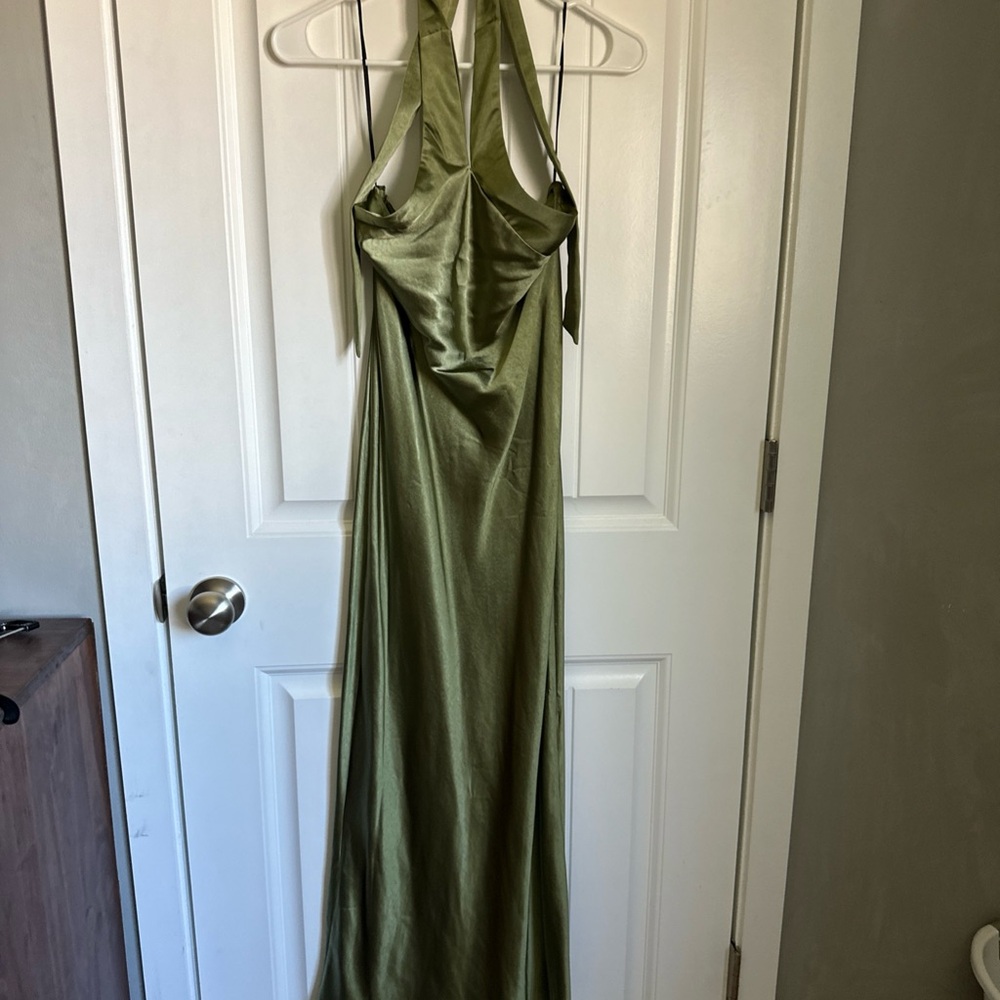 Elegant Green Halter Dress